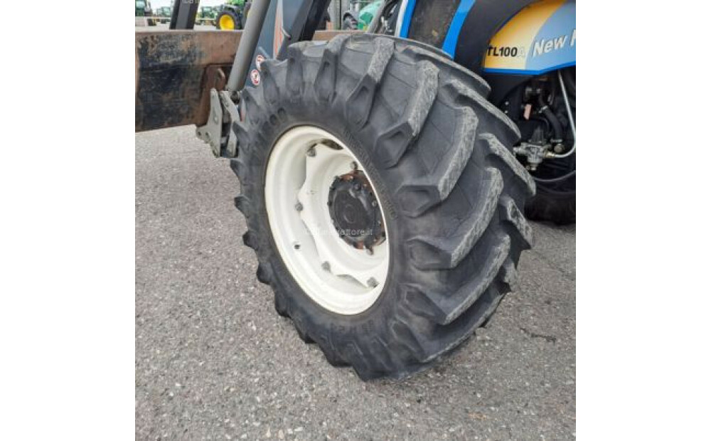 New Holland TL100A Usado - 7