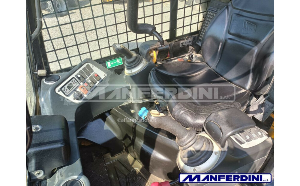 Minicargador Jcb Robot 1110t hf Usado - 7