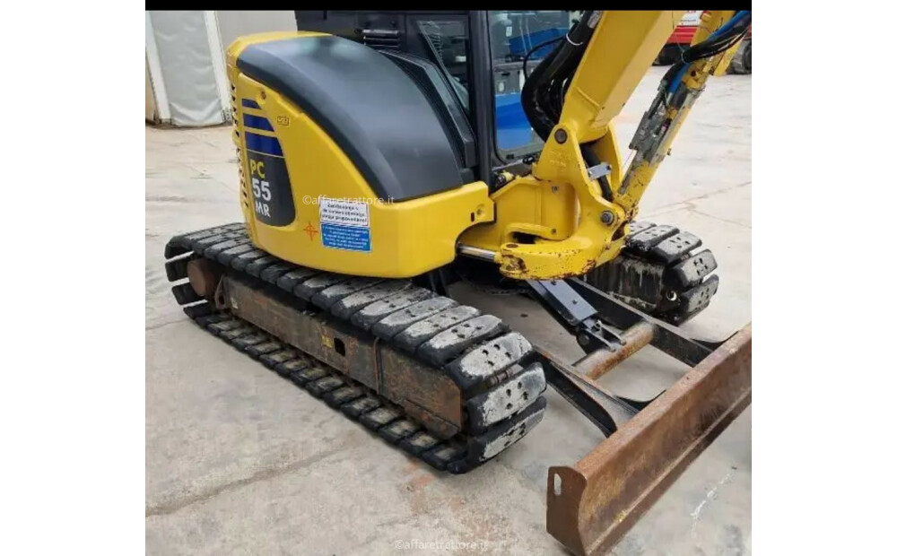 Komatsu PC55MR-3 Usado - 3