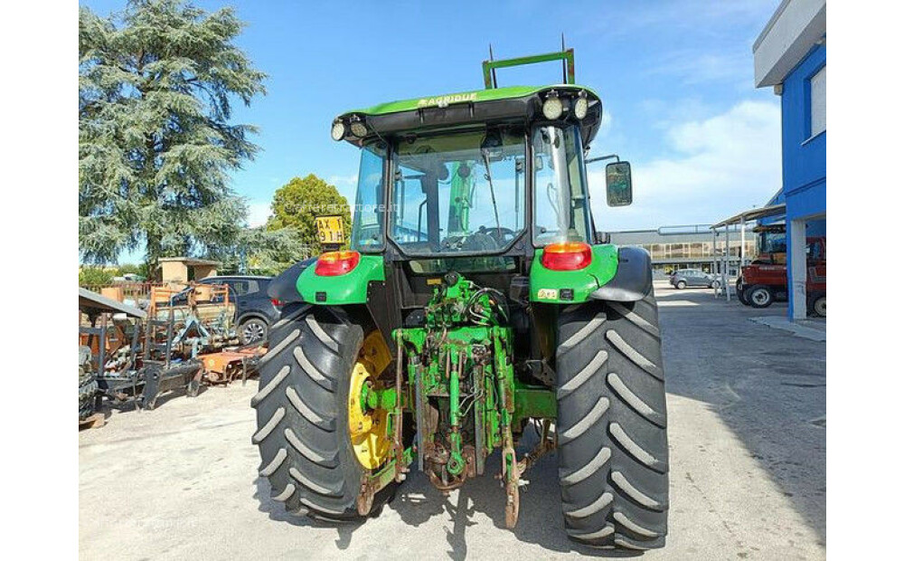 John Deere 5820 Usado - 5