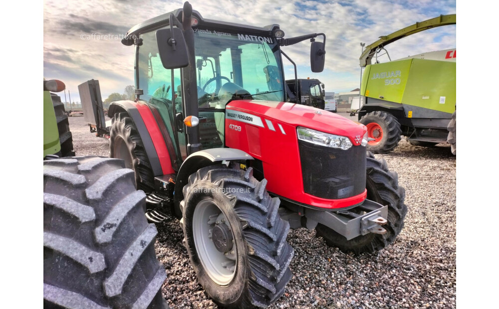 Massey Ferguson MF 4709 Usado - 7