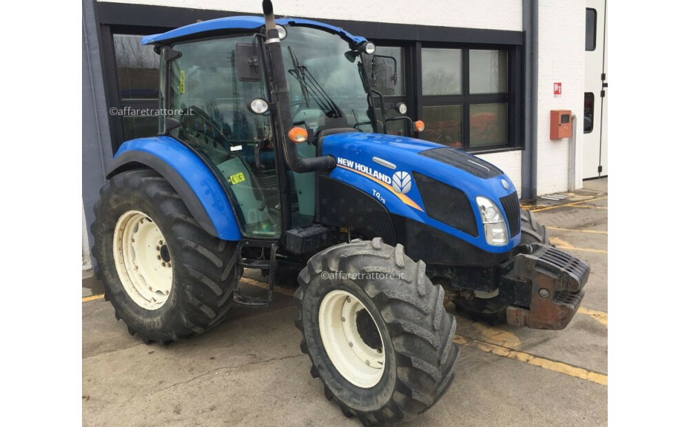 New Holland T4.75 Powerstar Usado - 2