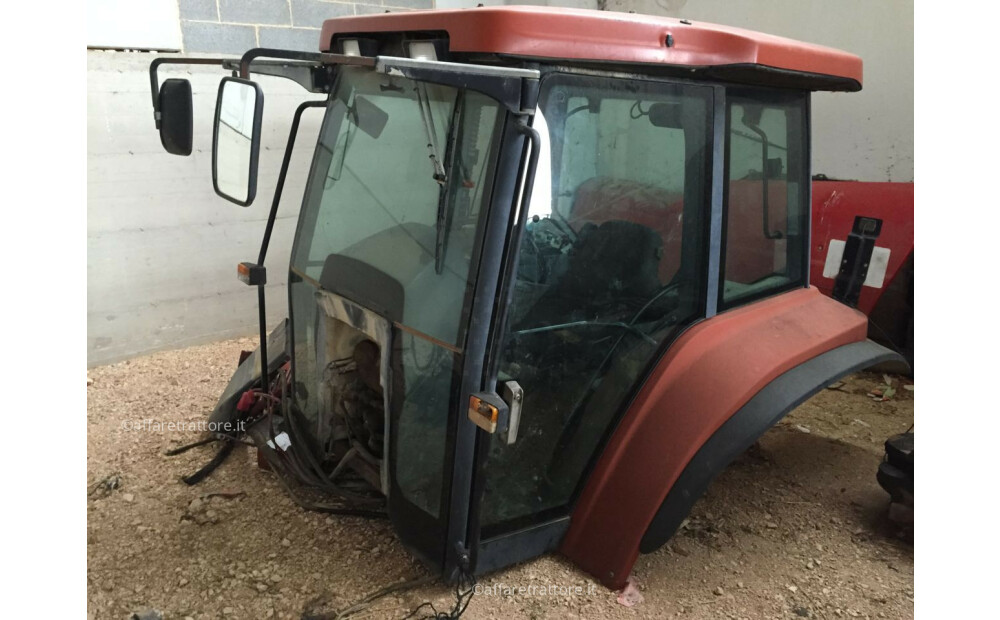 CABINE TRATTORI NEW HOLLAND Usato - 2