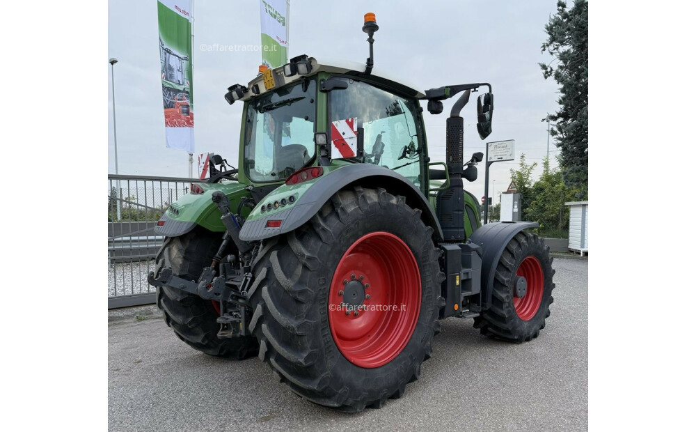 Fendt 718 vario S4 Usado - 4