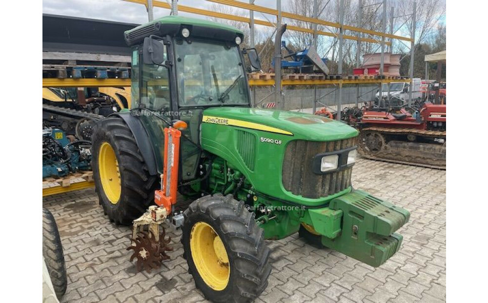 John Deere 5090GF Usado - 1