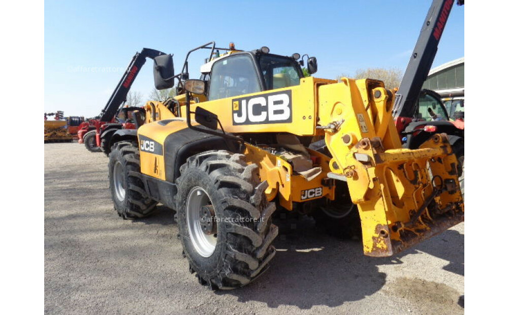 JCB 55-80 Usado - 2