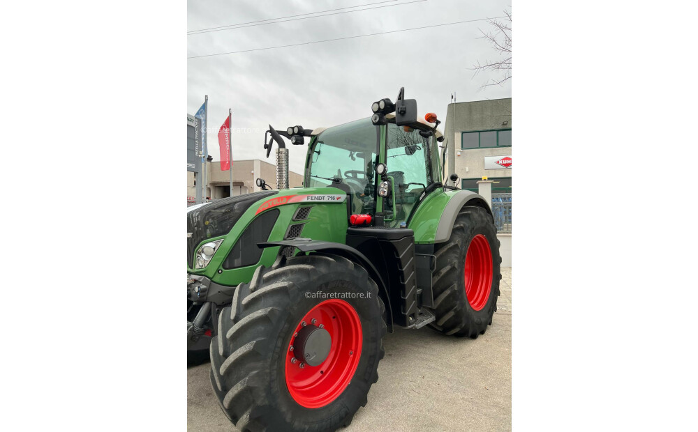 Fendt 716 VARIO S4 PROFI PLUS Usado - 2