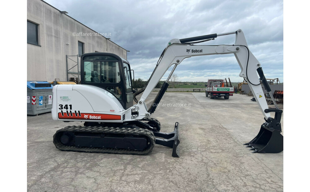 Bobcat 341G Usado - 16