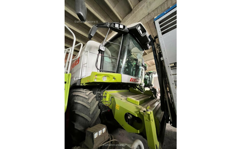 Claas LEXION 520 Usado - 2