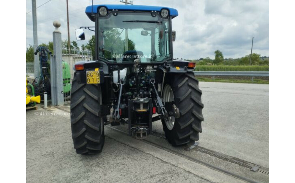 New Holland T4050 Usado - 10