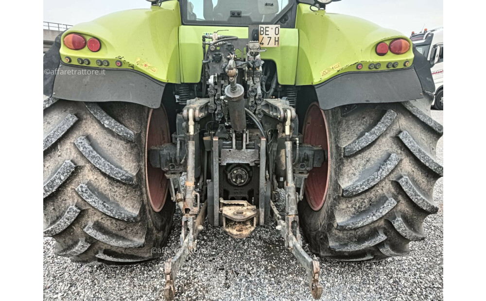 Claas AXION 820 Usado - 8