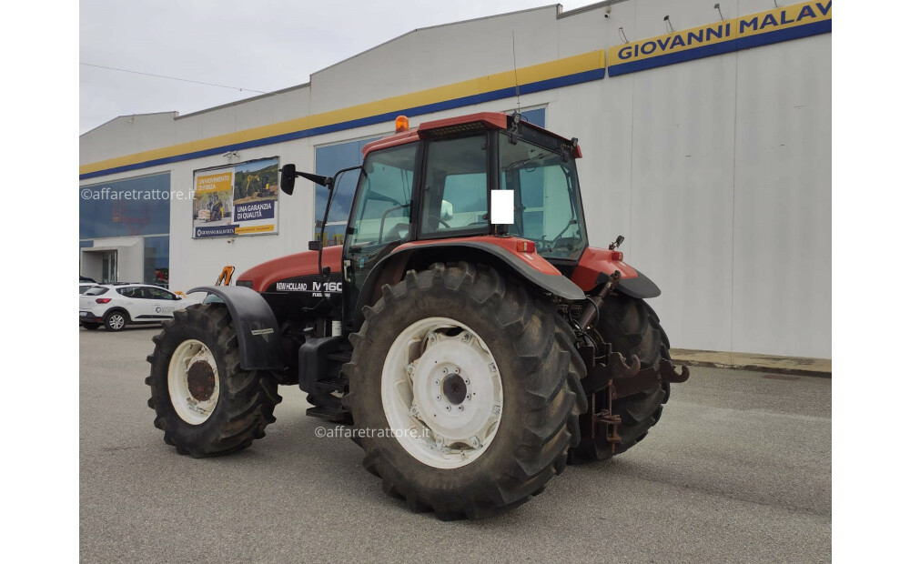 Tractor New Holland M 160 usado - 2