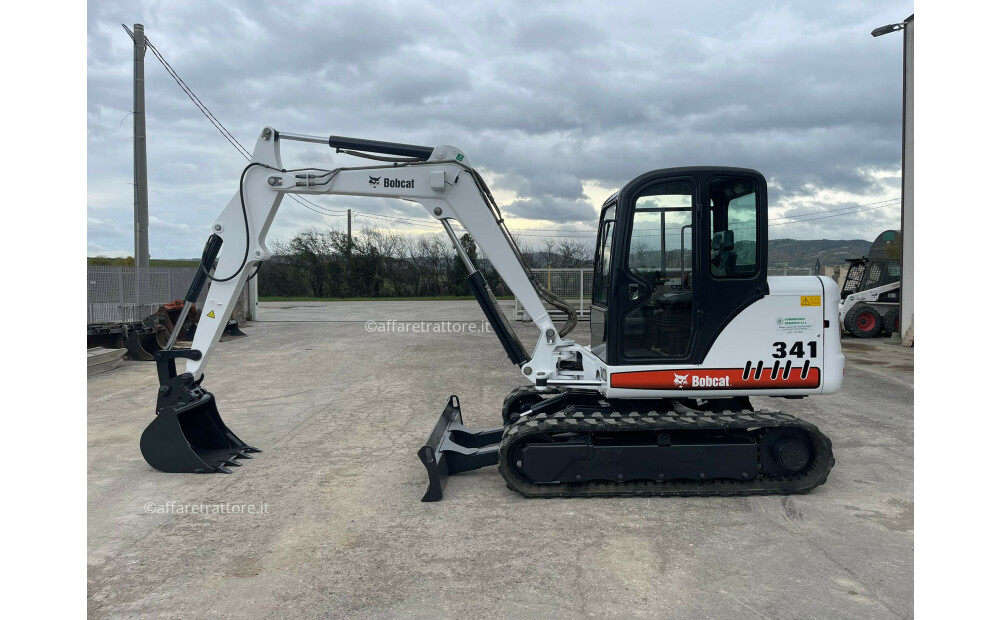 Bobcat 341G Usado - 14