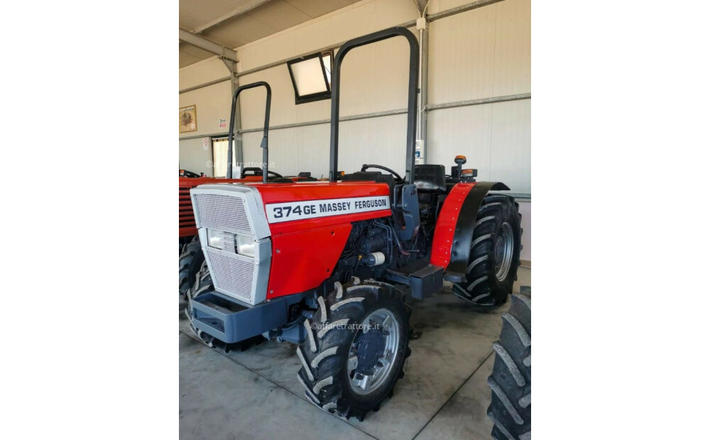 Massey Ferguson 374GE Usado - 1