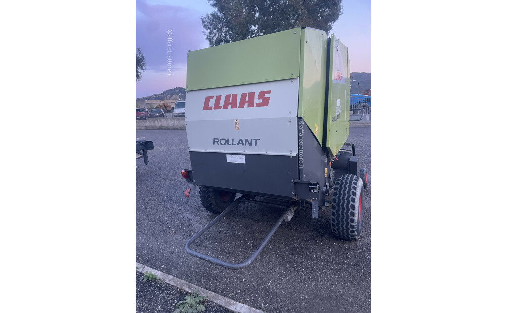 Claas ROLLANT 260 Usado - 4