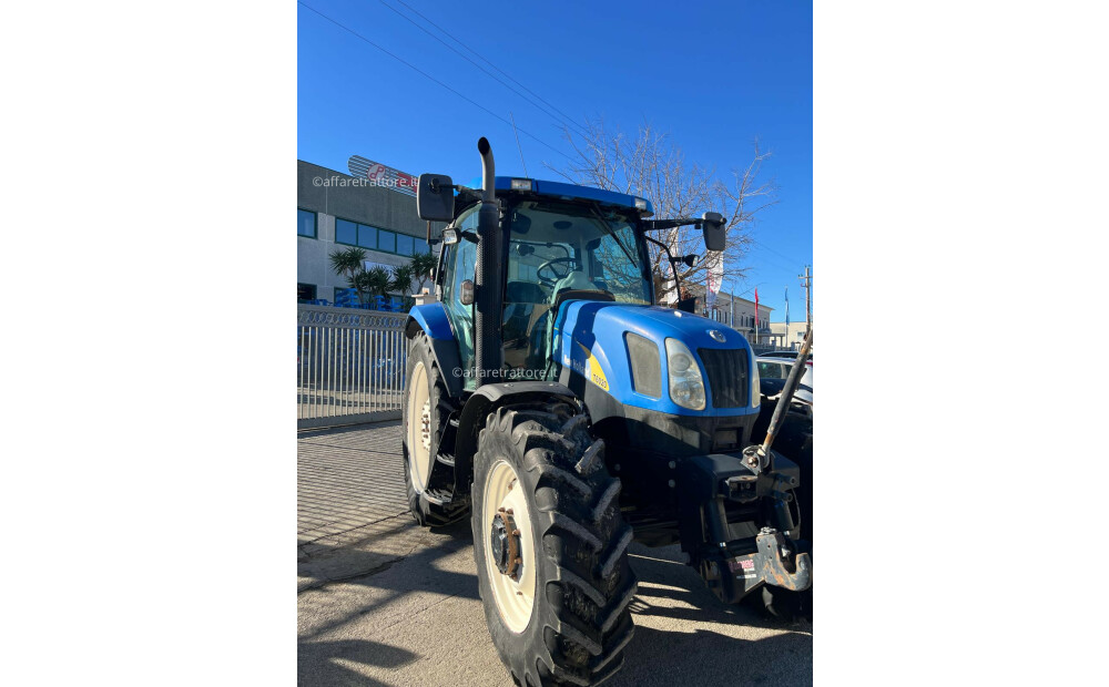 New Holland T6020 Usado - 3