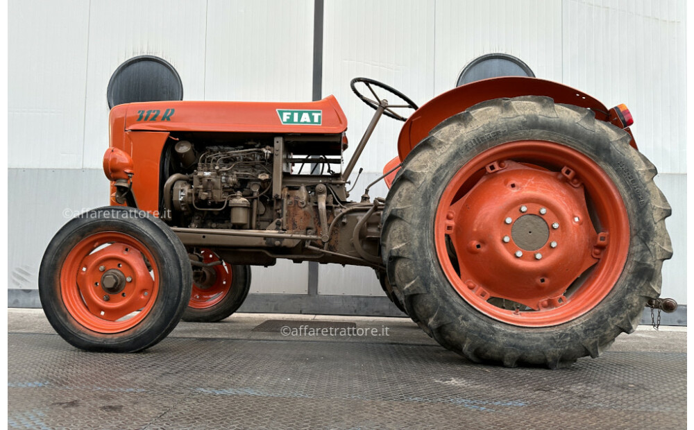 Tractor Fiat 312R - 9