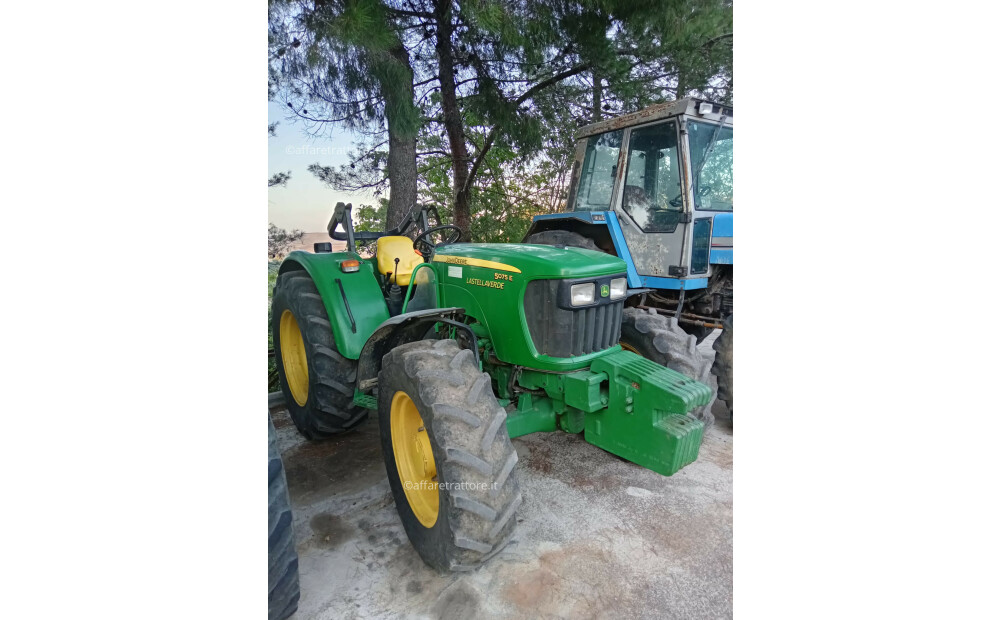 John Deere 5075 E Usato - 1