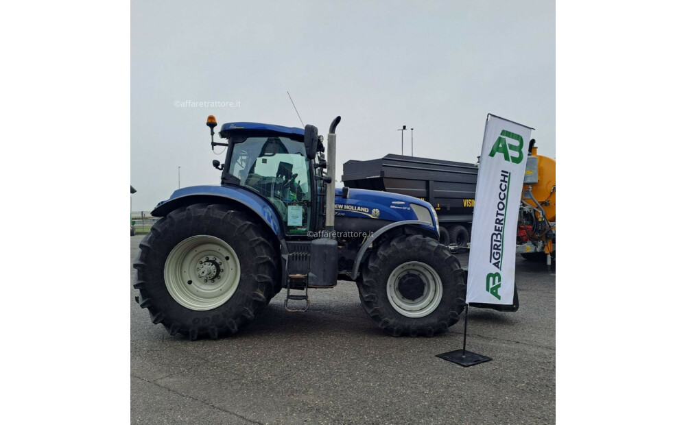 New Holland T7.270 AUTOCOMMAND BLUE POWER Usado - 4