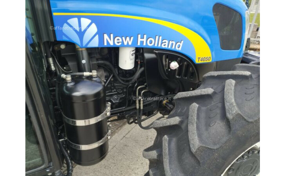 New Holland T4050 Usado - 13