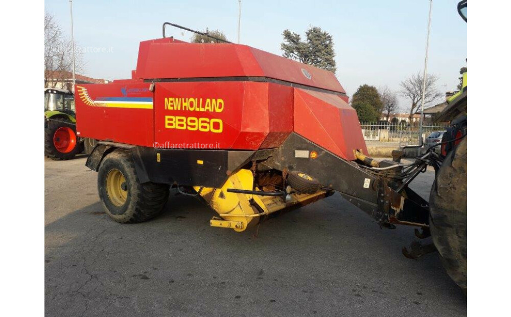 Empacadora New Holland BB 960 S - 1