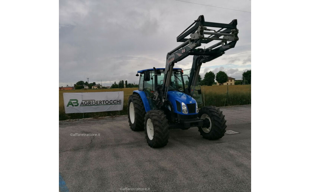 New Holland TL100A Usato - 2