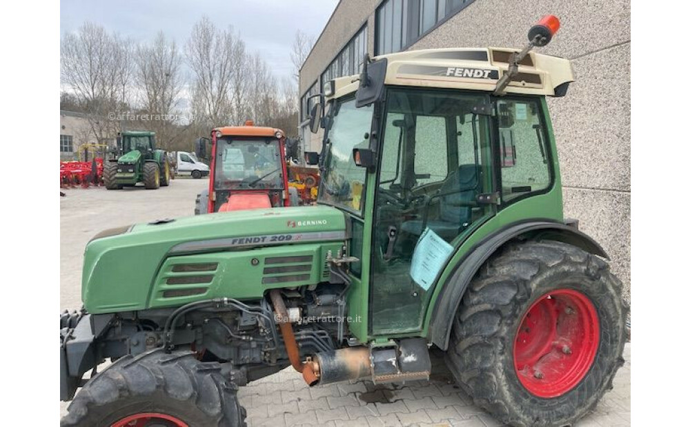 Fendt 209F Usato - 1