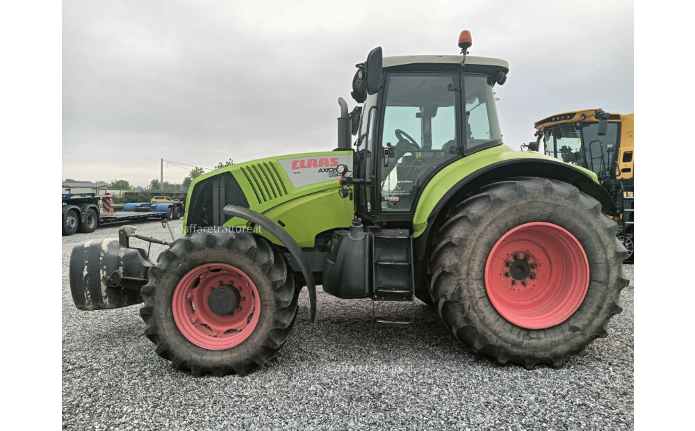 Claas AXION 820 Usado - 10