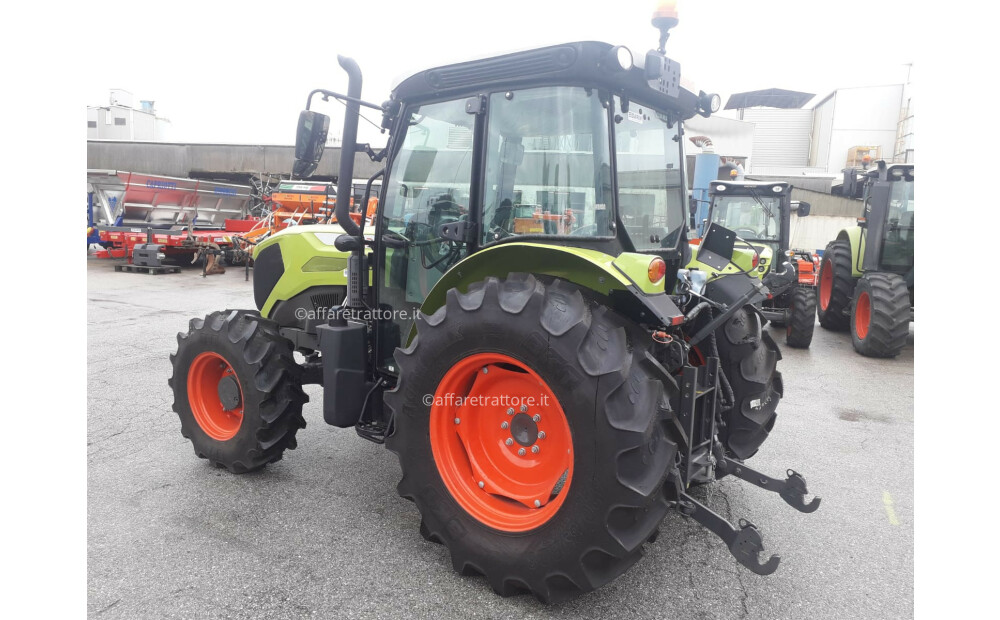 Tractor CLAAS ELIOS 220 - 5