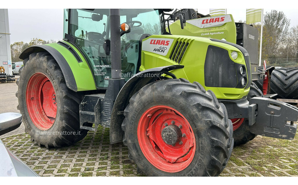 Claas ARION 440 Usado - 7