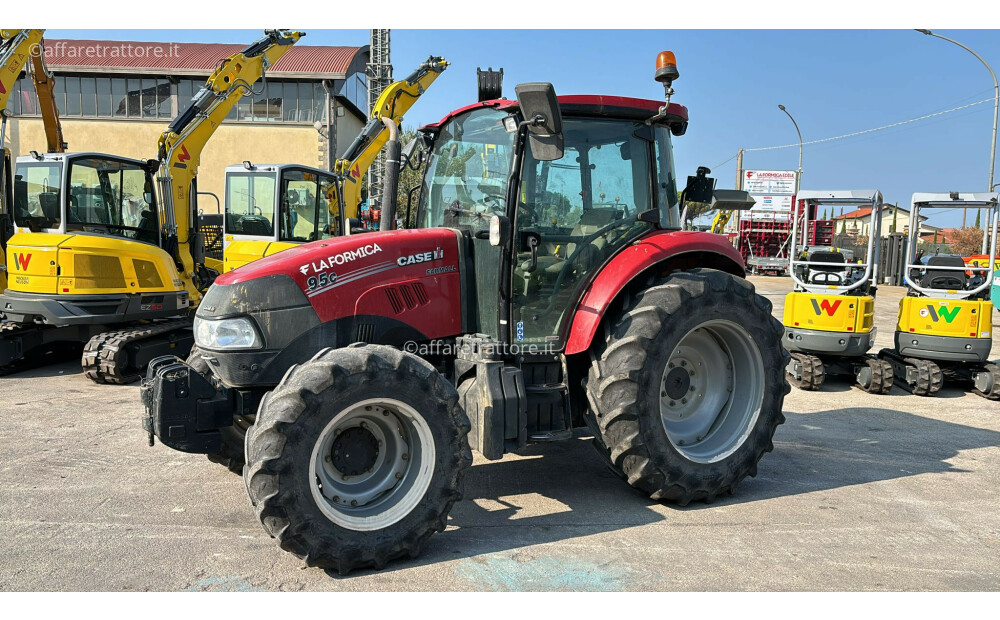 Case-Ih FARMALL 95 Usado - 5