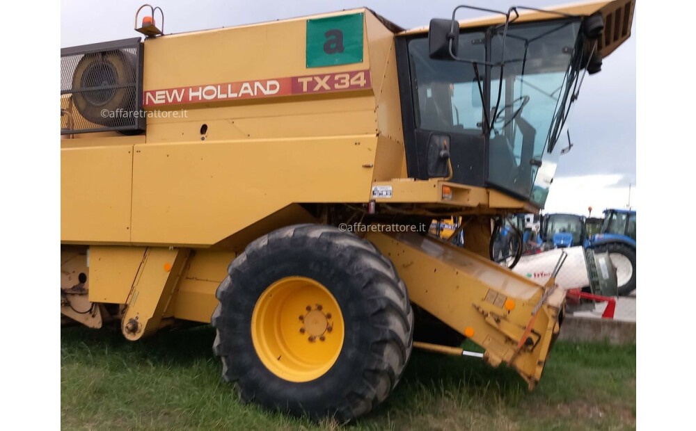 New Holland TX34 Usado - 8