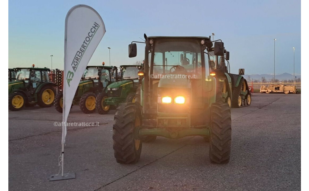 John Deere 5820 Usato - 1