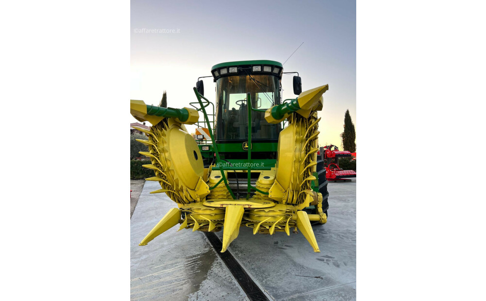 John Deere 7700 Usado - 8