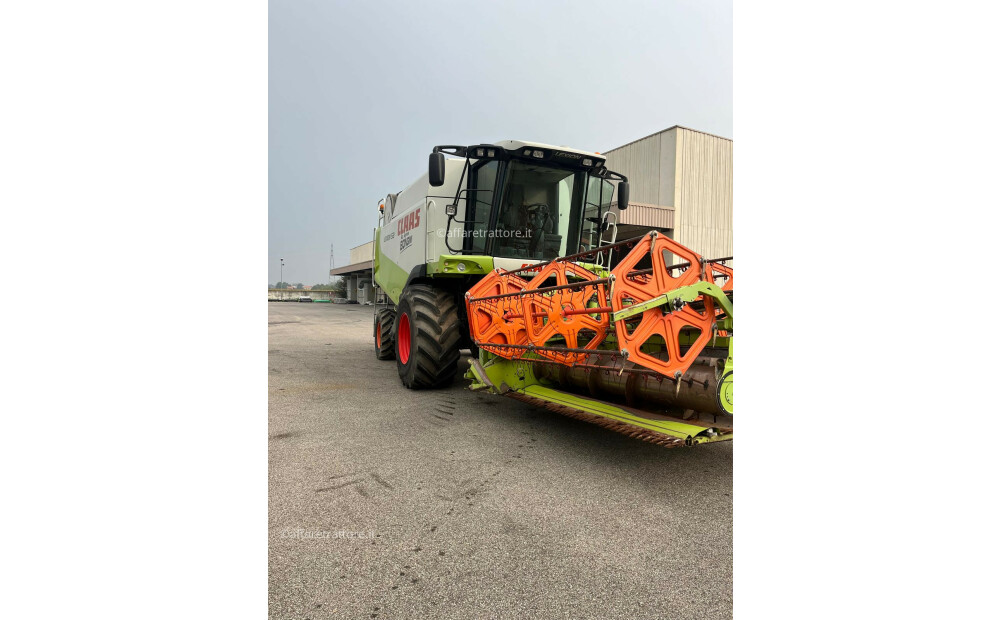 Claas LEXION 530 Usado - 2