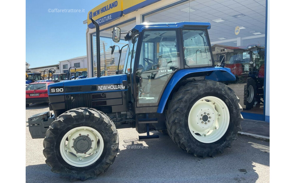 New Holland S90 Usado - 4