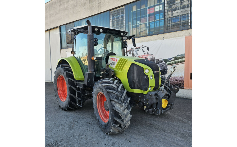 Claas ARION 550 Usado - 1