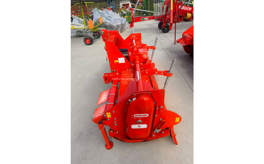 Maschio B205 - U230 - H185 Nuovo - 8