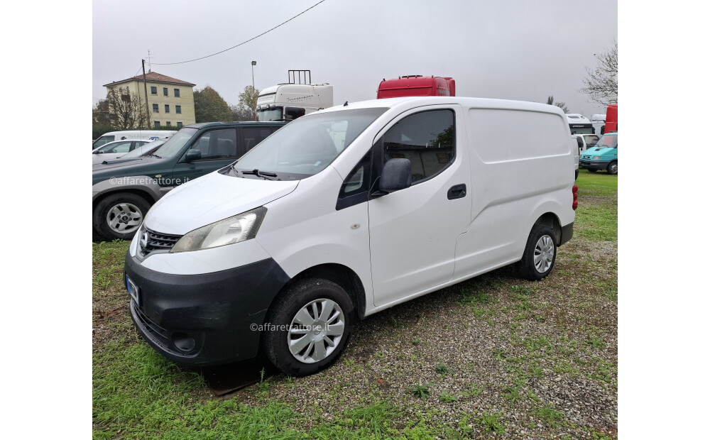 Nissan NV200 M20EN11 Usado - 1