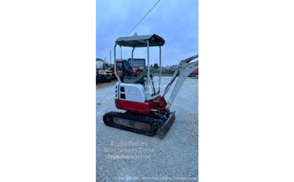 Takeuchi TB215R Usato - 4