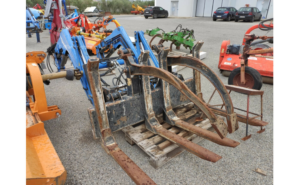 Tractor New Holland T5 105 usado - 11