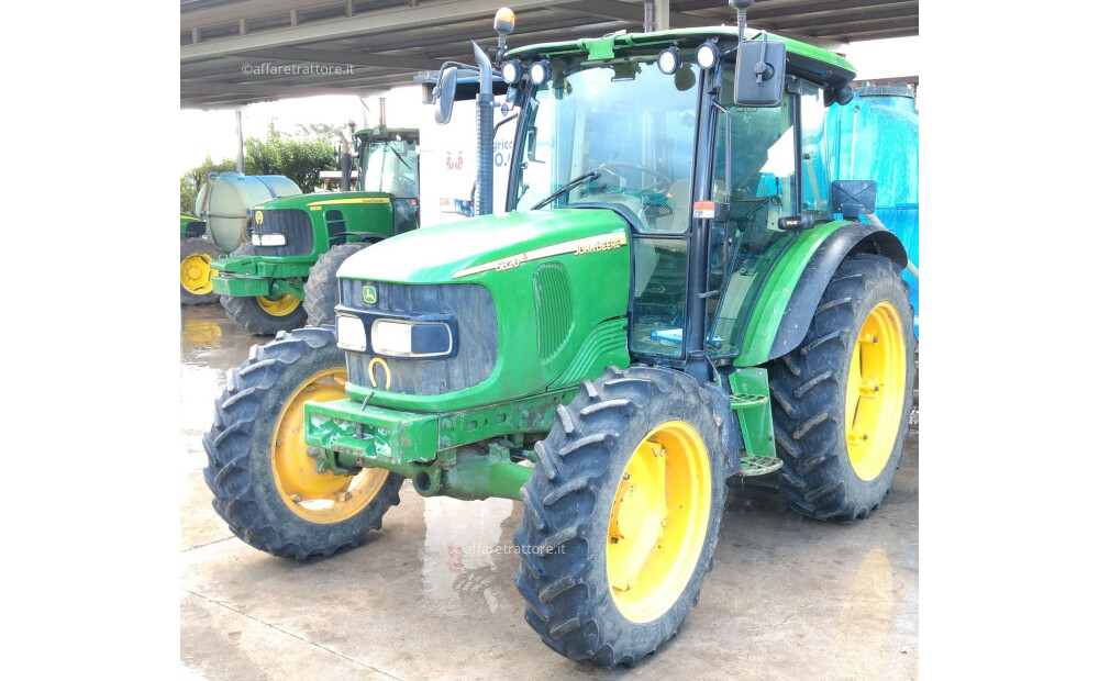 John Deere 5820 Usato - 2