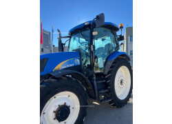 New Holland T6020 Usado