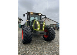 Claas ARION 650 Usado